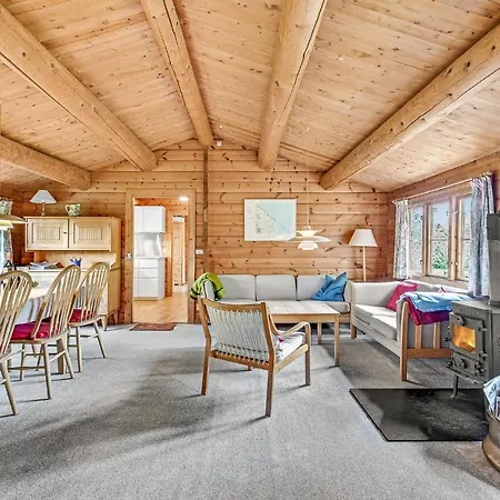 Four-bedroom In Сasa de vacaciones